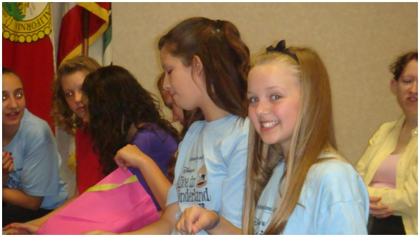 584x320 pixels (71K)