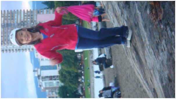 584x320 pixels (75K)