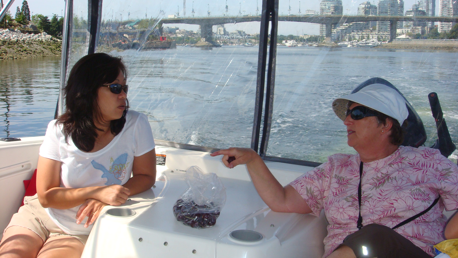 1898x1057 pixels (665K)